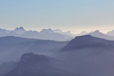 Dağ Mount Niesen, Bernese Oberland gördün. İsviçre.