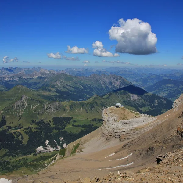 Saanenland Údolí Letním Dni Bernese Oberland Pohled Glacier 3000 Švýcarsko — Stock fotografie