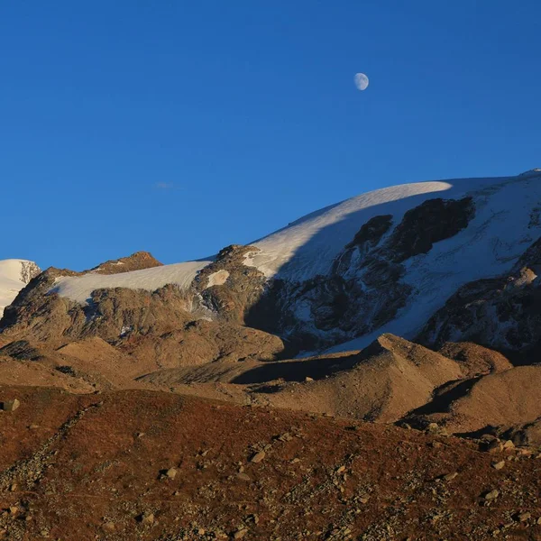 Παγετώνας Findel Και Moraine Τοπίο Ζερμάτ Ελβετία — Φωτογραφία Αρχείου