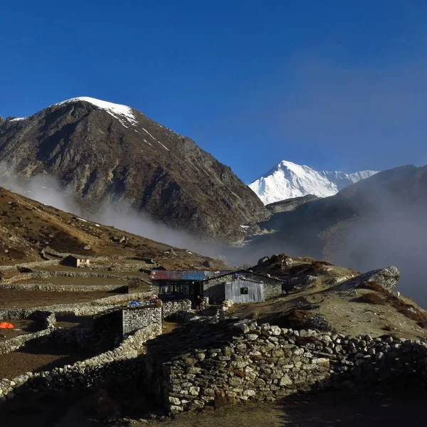Vzdálený Pohled Sněhu Limitován Mount Oju 8188 Údolí Gokyo Nepál — Stock fotografie