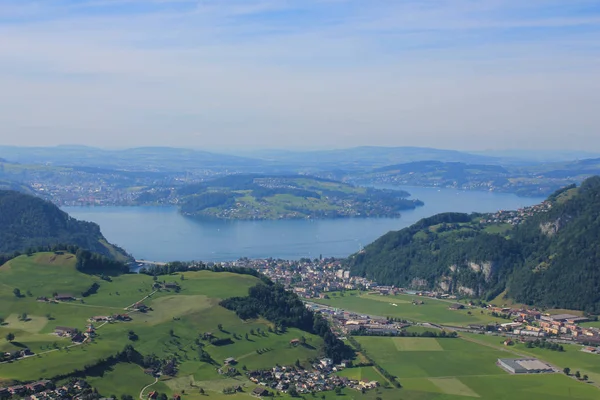 スイスのシュタースホルン山から見たルツェルン湖 — ストック写真