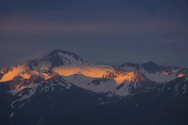 Monte Hoch Ducan Atardecer Vista Desde Obermutten Suiza —  Fotos de Stock