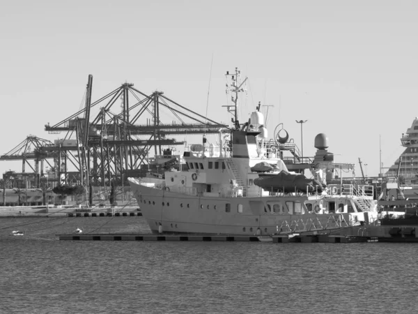 Bateau Grues Quai Dans Port Valence Espagne — Photo