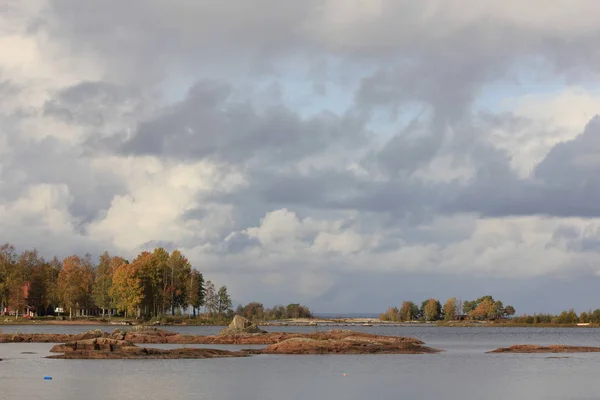 Dia Outubro Nublado Margem Lago Vanern Suécia — Fotografia de Stock