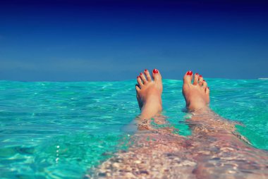 Maldivler tropikal plajda Tatil