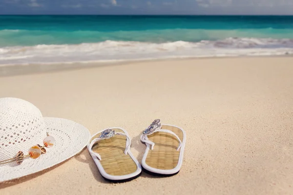 Beach Accessories Table Beach — Stock Photo, Image