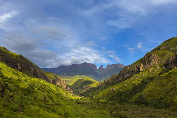 Valle Verde Pico Montaña Fondo —  Fotos de Stock