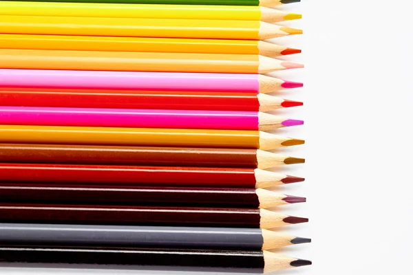 Un ensemble de crayons de couleur — Photo