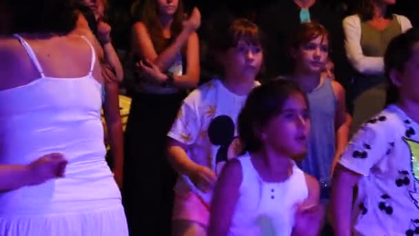 Kinderen Dansen Het Festival Van Dans Close — Stockvideo