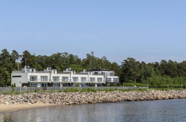 deniz, güzel manzara ve arka plan tarafından otel. tatil konsepti.