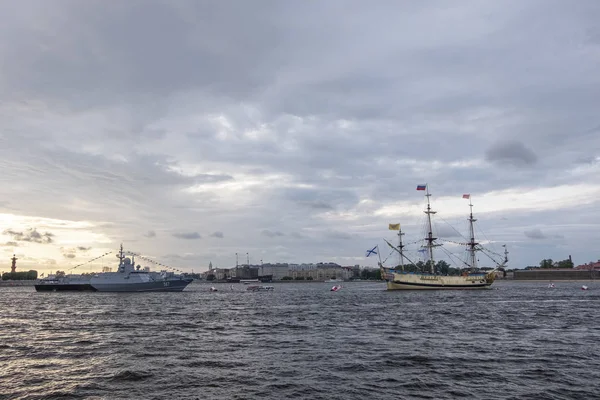 Πετρούπολη Ρωσία Ιούλιος 2019 Μικρό Πυραυλοκίνητο Πλοίο Έργο 22800 Κωδικός — Φωτογραφία Αρχείου
