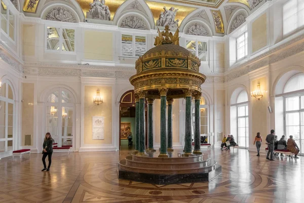 Petersburg Russia February 2020 State Hermitage Museum Colonnade Forgotten Russian — Stock Photo, Image