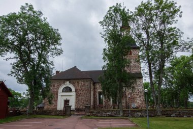 Finlandiya, Aland Adaları, Marienhamn, Ağustos 2019: Yomala 'daki tüm İskandinav Denizcilik Katedrali, kayıp İskandinav navigatörlerinin onuruna 1200 kilise. 