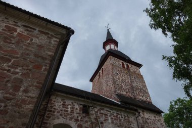 Finlandiya, Aland Adaları, Marienhamn, Ağustos 2019: Yomala 'daki tüm İskandinav Denizcilik Katedrali, kayıp İskandinav navigatörlerinin onuruna 1200 kilise. 