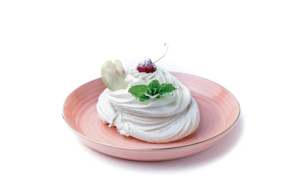 Tatlı Yemek Beyaz Arka Planda Izole Edilmiş Vişneli Nane Elmalı — Stok fotoğraf