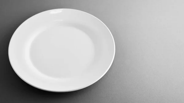 Empty White Ceramic Dish Monochrome — Stock Photo, Image