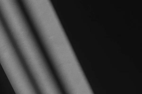 Αφηρημένο Φόντο Ενός Λευκού Τσιμεντένιου Τοίχου Σκιές Από Παράθυρο Μονόχρωμο — Φωτογραφία Αρχείου