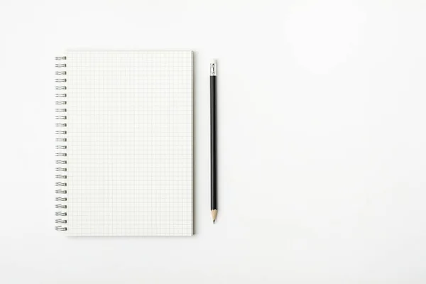 Grid Papieren Boek Potlood Een Wit Bureau Voor Zakelijke Concept — Stockfoto