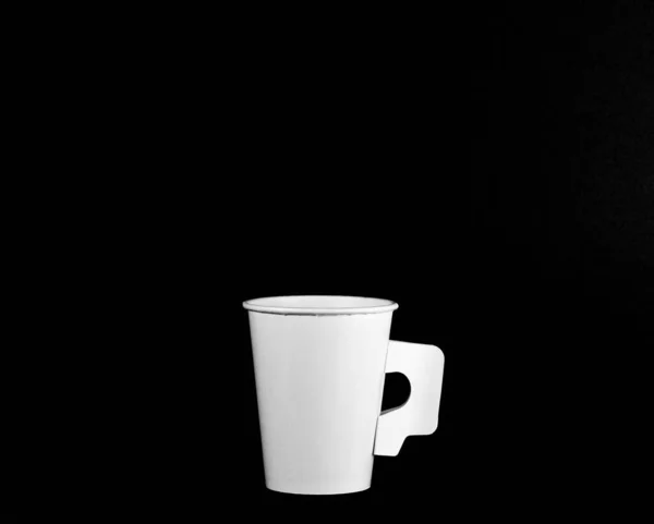 Wit Papieren Koffiekopje Geïsoleerd Zwarte Achtergrond Close — Stockfoto