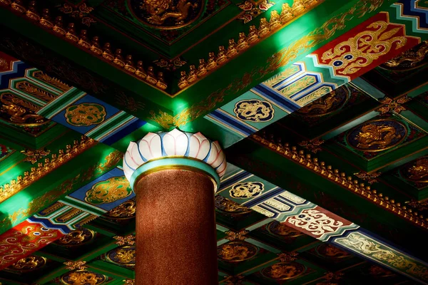 Chiński Sufit Sztuki Świątyni — Zdjęcie stockowe