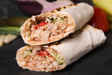 Sehpada etli shawarma lavash.