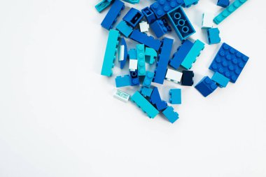 Moskova, Rusya - 24 Eylül 2019: Lego blokları - plastik inşaat oyuncak