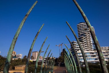Umhlanga'da Balina Kemiği Yapılandırılmış İskelesi Kıyıya Bakıyor
