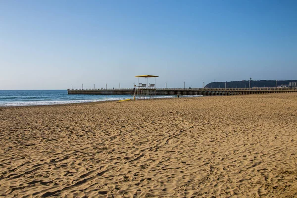 Rettungsschwimmer-Aussichtspunkt am Strand von Durban — Stockfoto