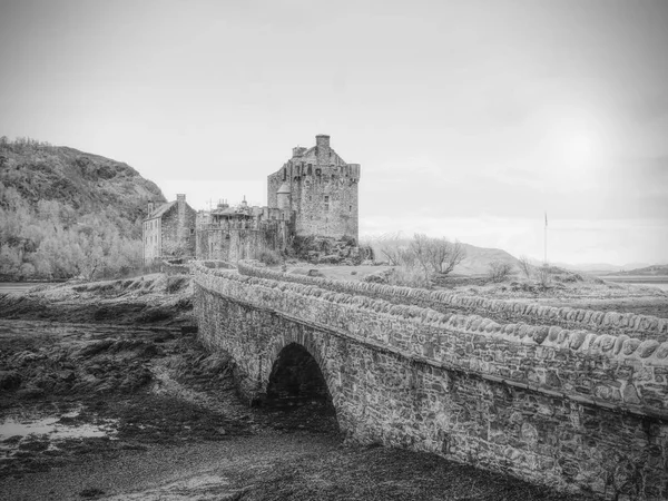 2017年2月第七的斯凯岛 苏格兰 Eilan 多南城堡要塞城堡建于第十三中叶 — 图库照片