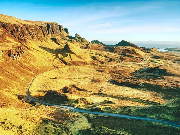 Západ Slunce Hory Quiraing Dramatickou Oblohu Skotské Vysočině Isle Skye — Stock fotografie