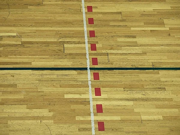 Versleten Houten Vloer Van Sporthal Met Kleurrijke Markering Lijnen Schoolspullen — Stockfoto