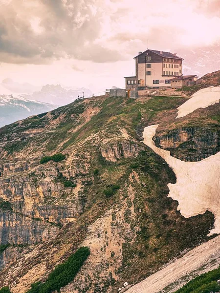 Dolomitok Olaszország Május 2018 Refugio Auronzo Alpesi Kunyhó 2333M Dolomitok — Stock Fotó