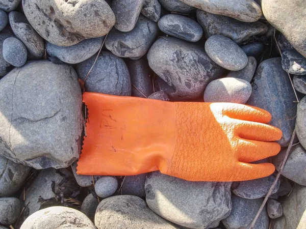 Farliga Sopor Kastas Havet Avlägsna Stränder Miljöförorening Med Giftiga Röra — Stockfoto