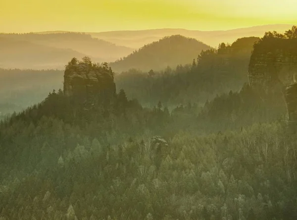 Hermoso Paisaje Otoñal Después Del Amanecer Fondo Natural Otoño Estacional —  Fotos de Stock