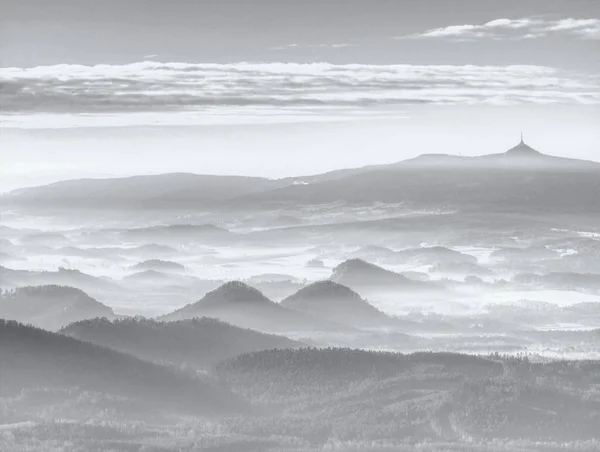 Golden Mist Rounded Hills Landscape Outline Real Landscape Morning Golden — Stock Photo, Image