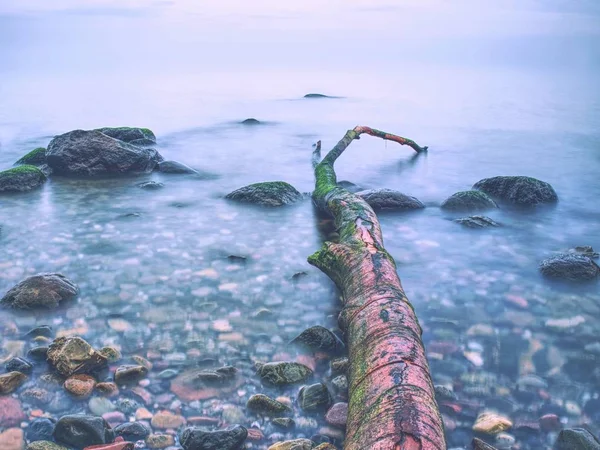 Kust Van Zee Een Storm Romantische Sfeer Kleurrijke Zonsondergang Zee — Stockfoto