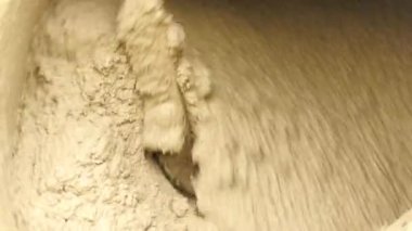 Çimentoya mobil karıştırıcı beton karışımı. Beton karıştırma ayrıntılı olarak oluşturmak için. 
