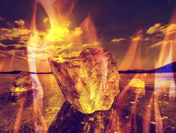 Burning Ice Flames Floe Beautiful Epic Ice Crystal Frozen Bay — Stock Photo, Image