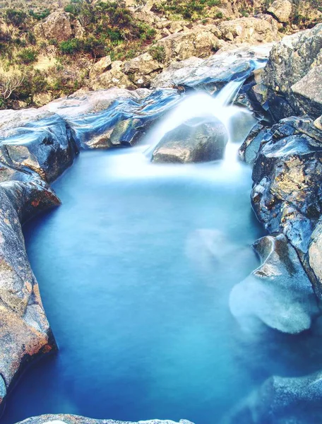 Agua Azul Del Río Quebradizo Sendero Conocido Como Piscinas Hadas —  Fotos de Stock