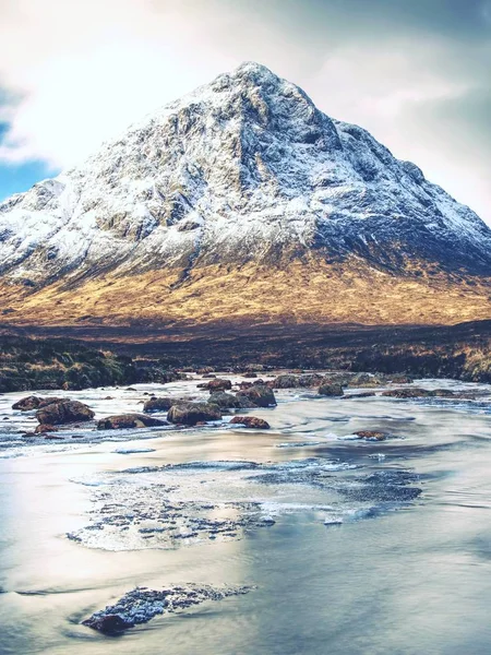 Río Primavera Las Tierras Altas Escocesas Paisaje Dramático Glen Coe — Foto de Stock