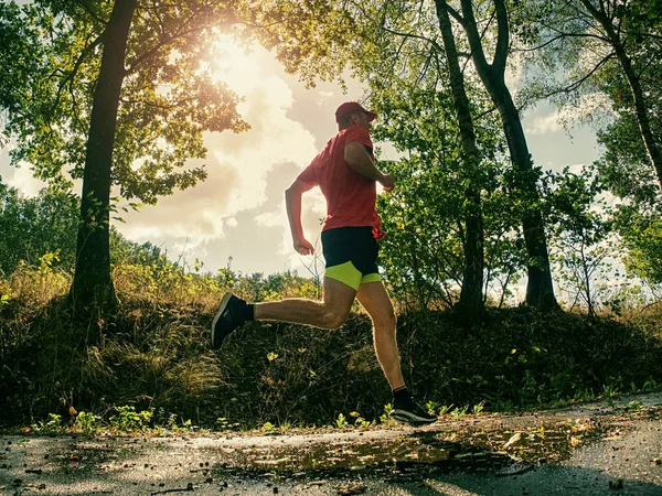 Lopende Man Van Atleet Mannelijke Atleet Sprinten Tijdens Buiten Training — Stockfoto