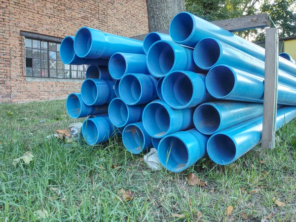 Paquetes Tubos Plástico Azul Para Transporte Agua Pipe Lote Sitio —  Fotos de Stock