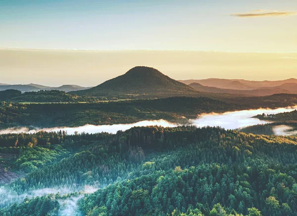 Colinas Atardecer Sobre Nubes Paisaje Bohemia Comienzo Del Otoño — Foto de Stock