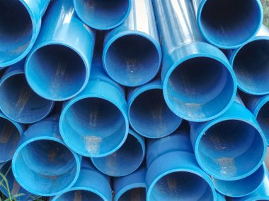 Plastik borular yerel su transit yenilenmesi için hazır paket. Onarma işlemi içecek su kaynağını bağlayın.