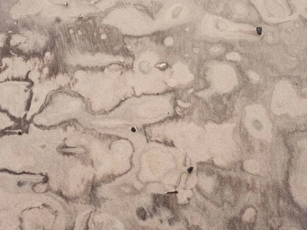 濡れた砂の堆積物は 自然種の絵を作成しました 柔らかく 滑らかで砂質の渦 — ストック写真
