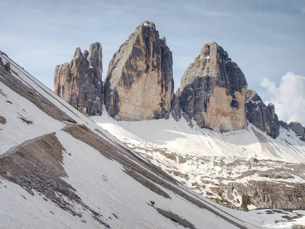 Vacker Utsikt Över Höga Torn Tre Cime Lavaredo Dolomiterna Italien — Stockfoto