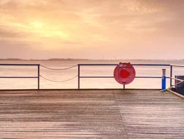 Hölzerne Terrassenmole Oder Pier Frühen Morgen Blick Auf Holzbrücke Über — Stockfoto