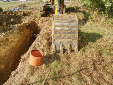 Kazıcı Ekskavatör kova buldozer. Paletli ekskavatör kürek. 
