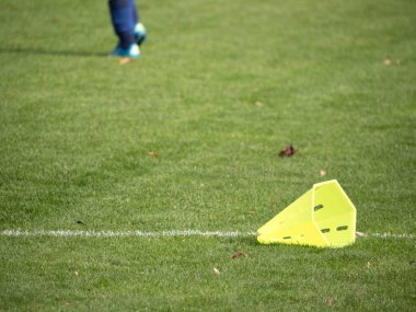Takım antrenmanı sırasında futbol sahası 