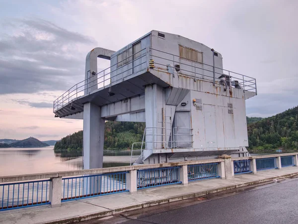 Part of dam building and device for daily service. — Stock Photo, Image